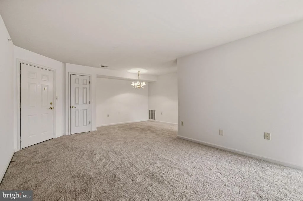 Photo of Unit 3D at 3860 NORMANDY DRIVE