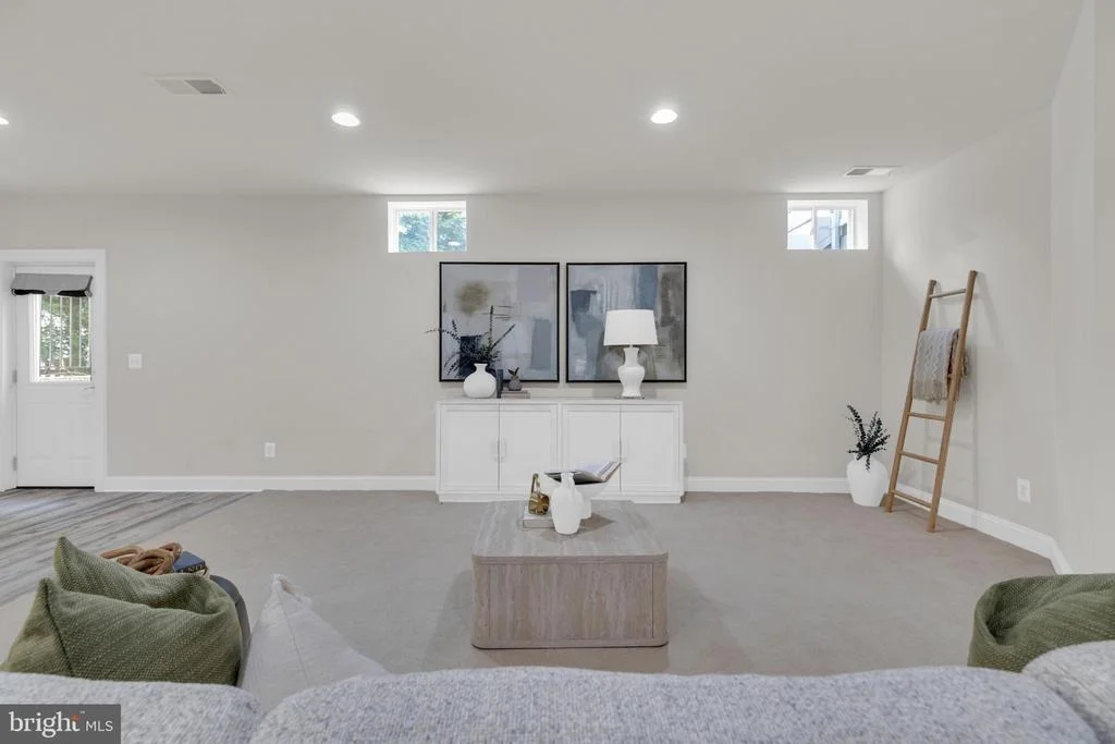 Photo of 42706 CHISHOLM