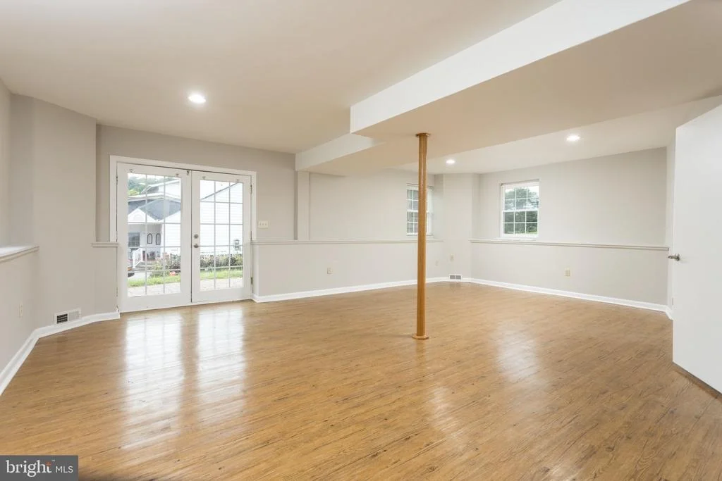 Photo of 805 ROLLING RIDGE DRIVE