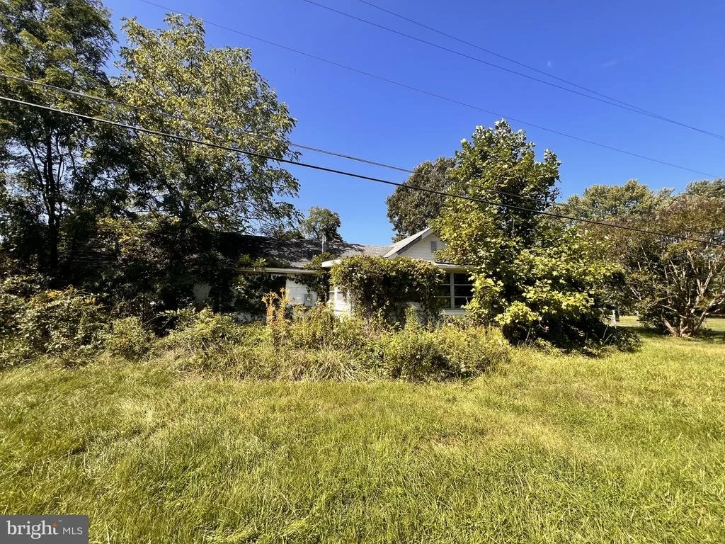 Photo of 511 NORTH DRIVE