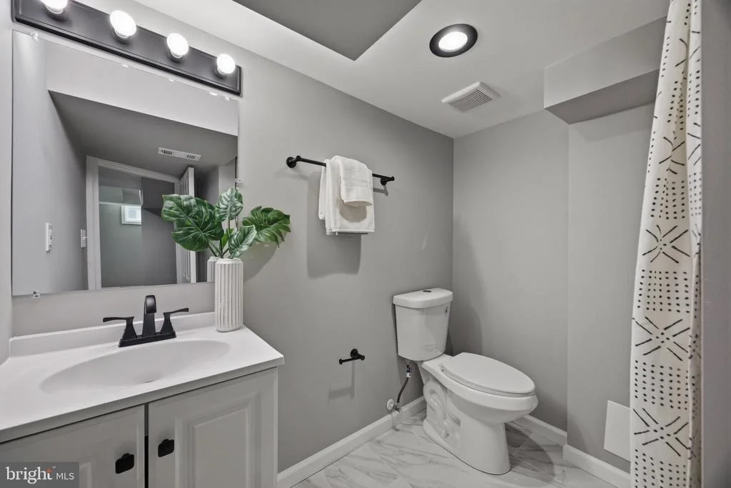 Photo of 183 KENWOOD ROAD