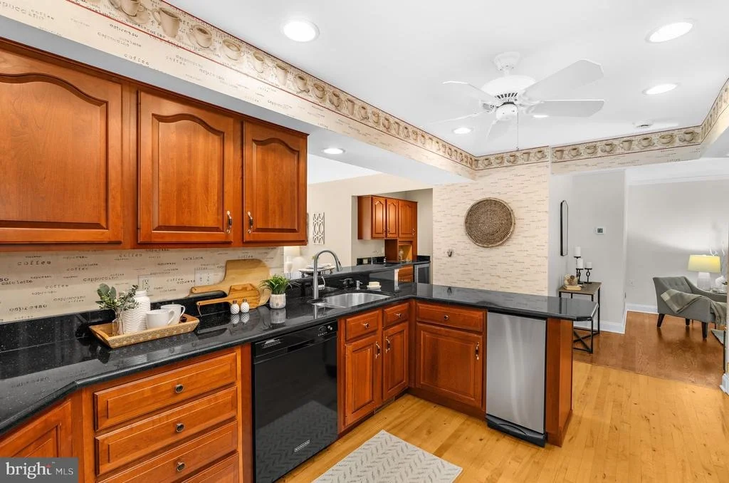 Photo of 668 WHITE SWAN DRIVE