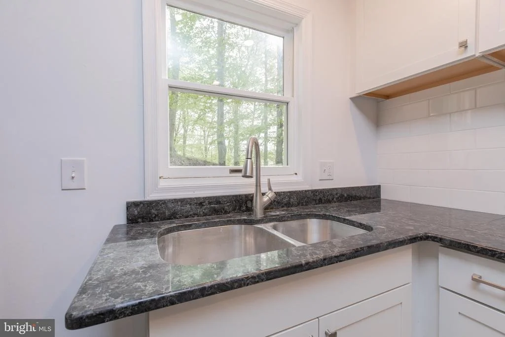 Photo of 2240 GREENVALLEY DRIVE
