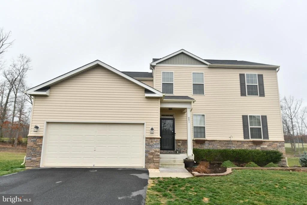 Photo of 881 SHADOWS DRIVE