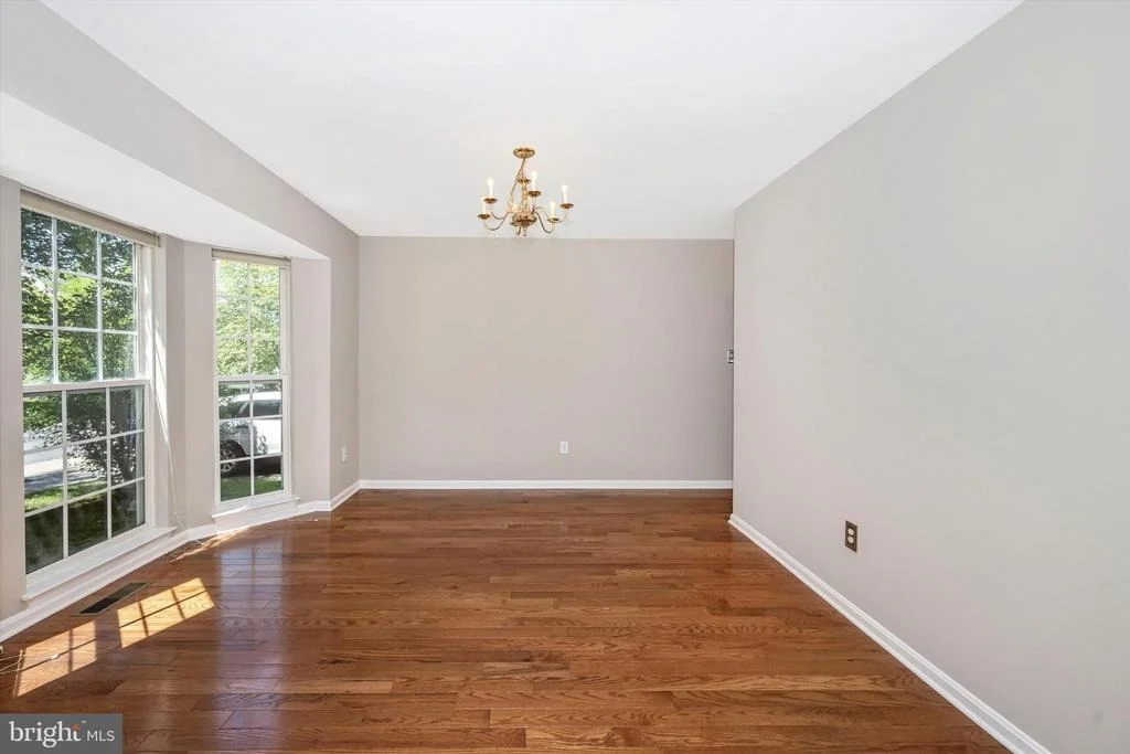 Photo of 12207 EMERALD WAY