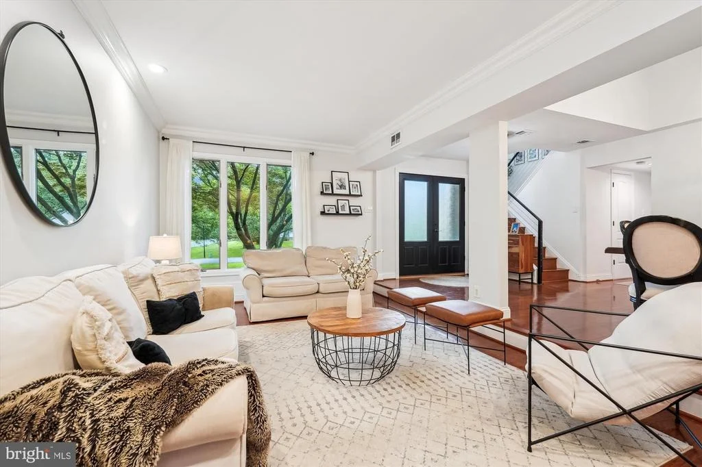 Photo of 15109 WATERGATE ROAD