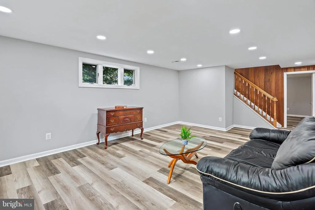 Photo of 604 KENBROOK DRIVE