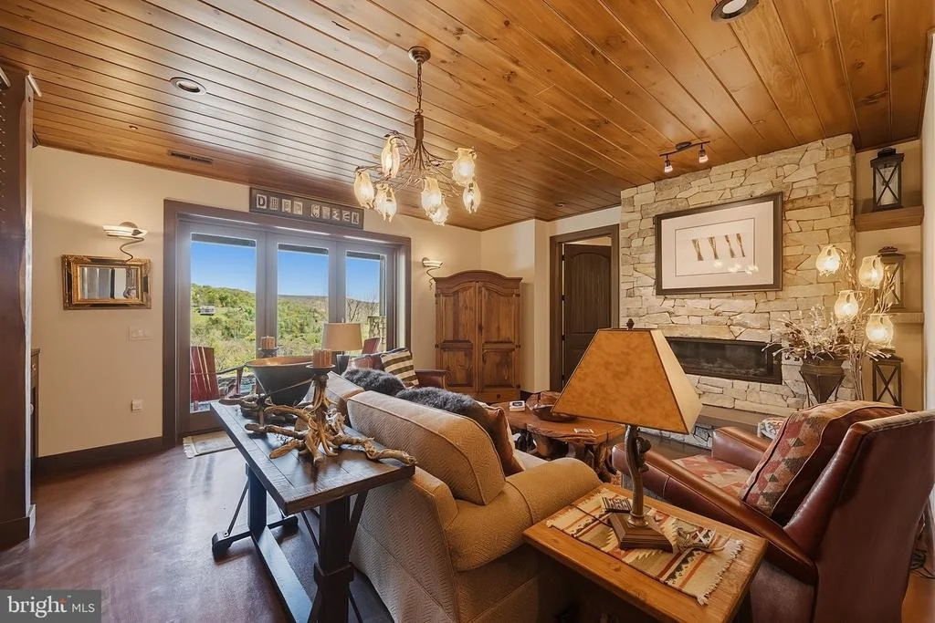 Photo of 2250 MARSH HILL ROAD