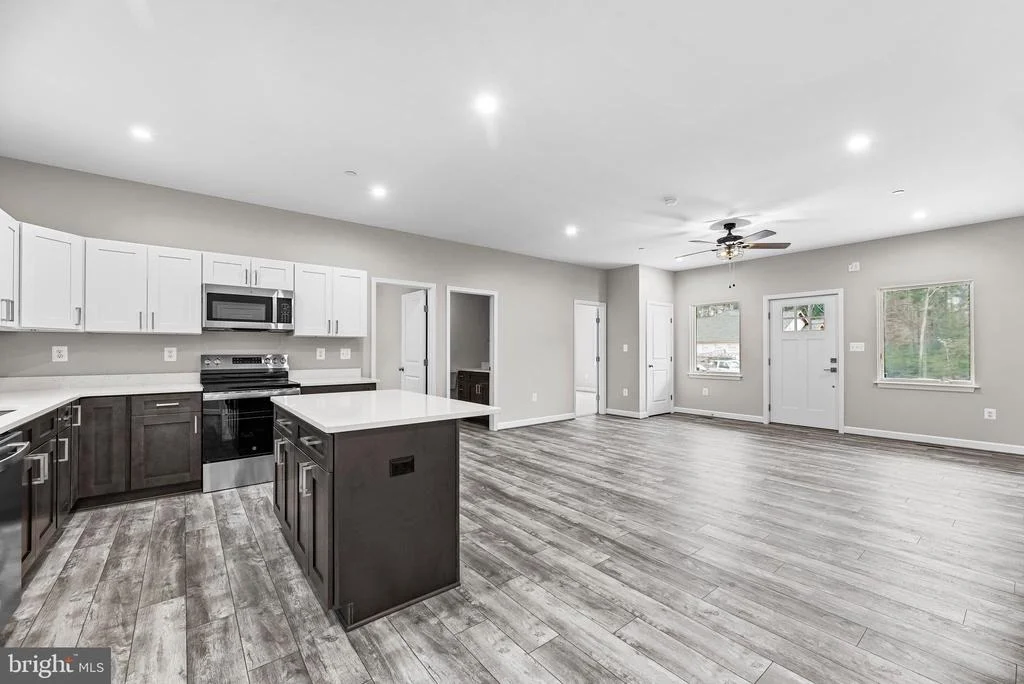 Photo of 20250 HAWKS WAY