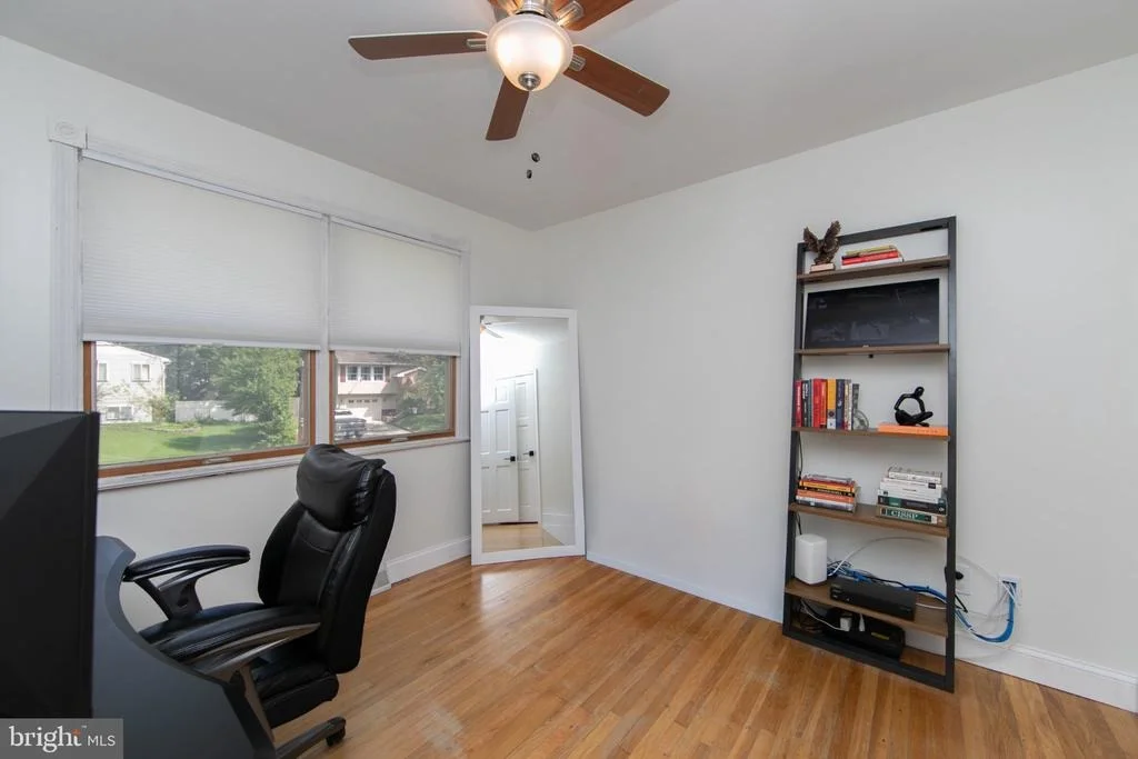 Photo of 787 LANCING ROAD