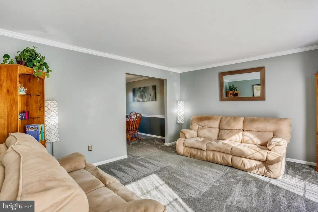 Photo of 915 POINTER RIDGE DRIVE