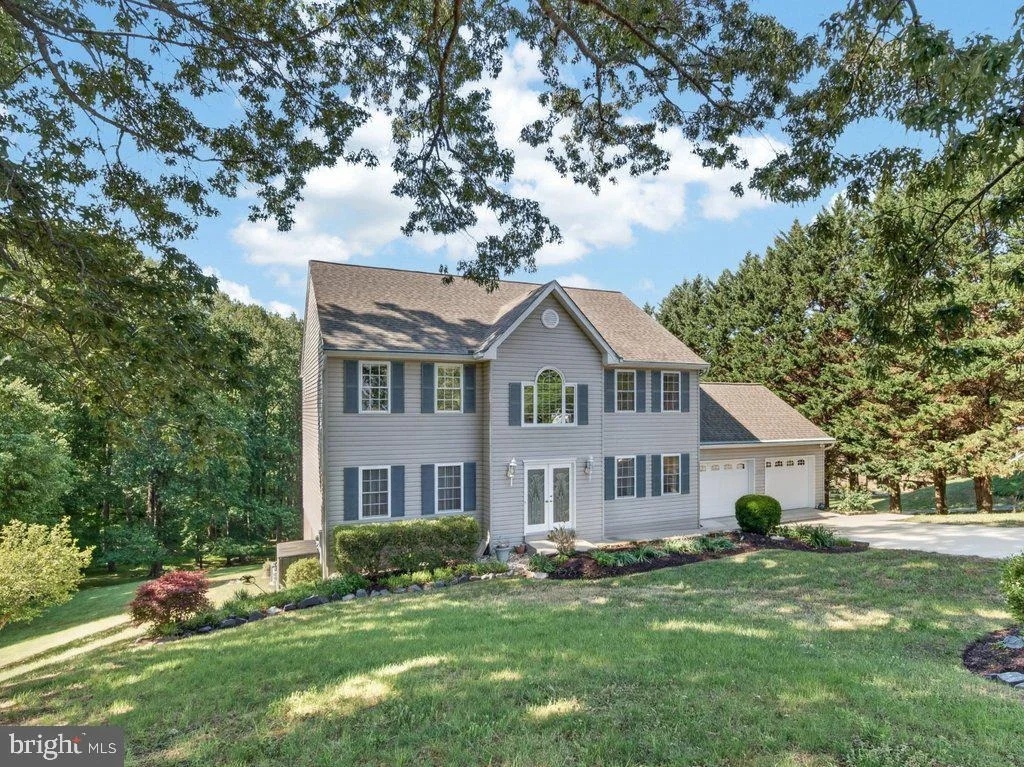 Photo of 9290 BAKER STREET