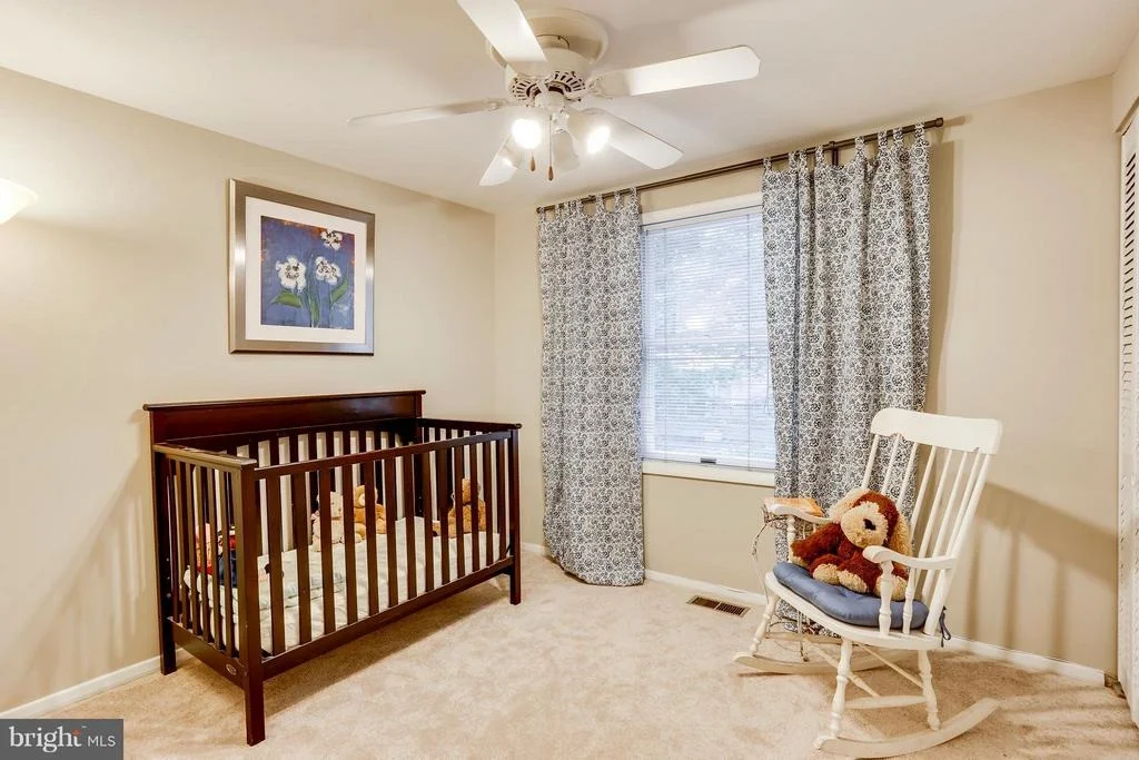 Photo of 10394 LAUNCELOT LANE