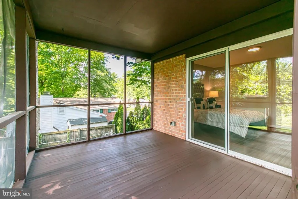 Photo of 5505 EASTBOURNE DRIVE