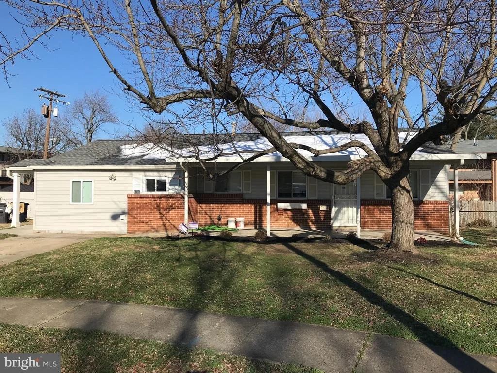 Photo of 6200 AUTH ROAD