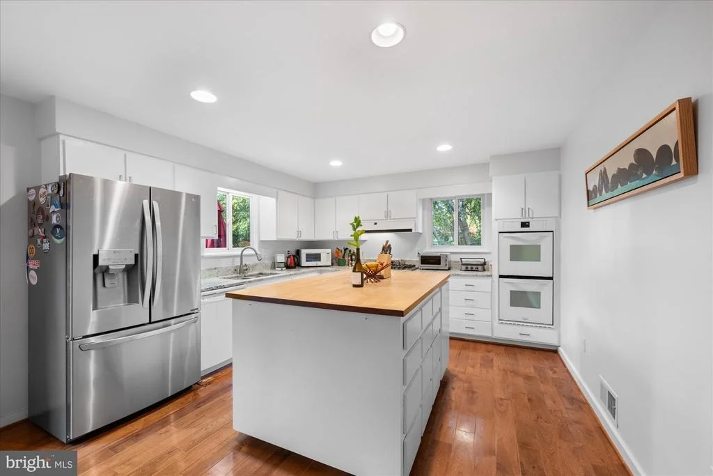 Photo of 6952 DUNCRAIG COURT