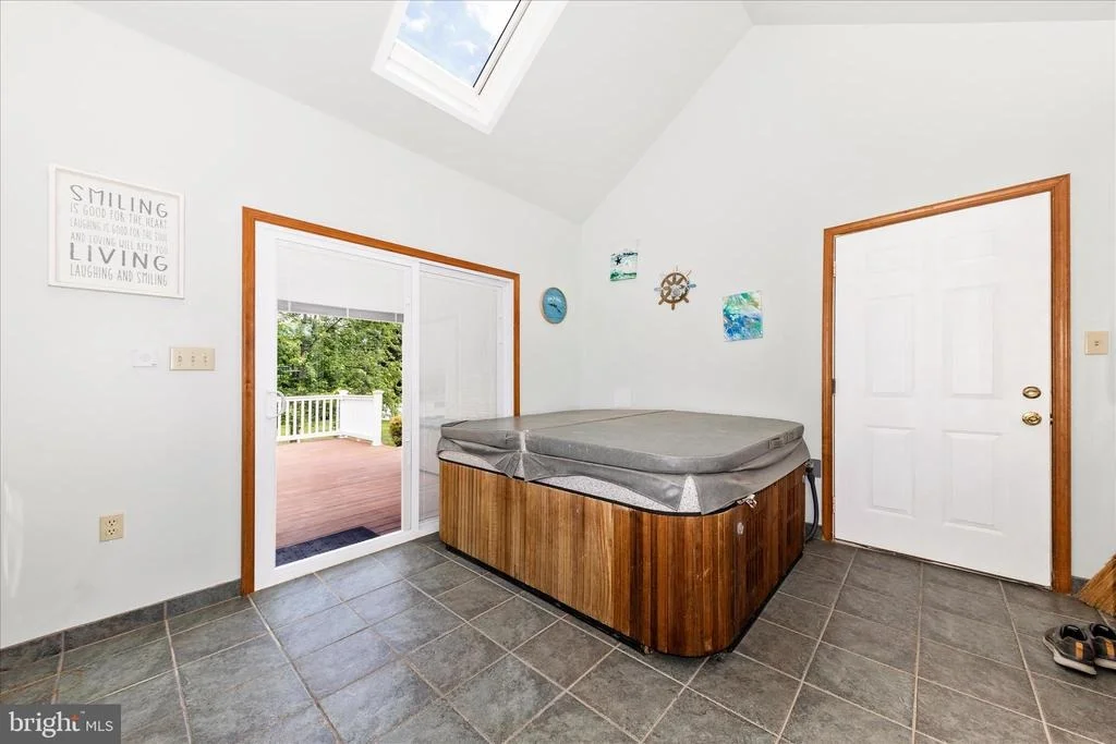 Photo of 2679 LESLIE ROAD