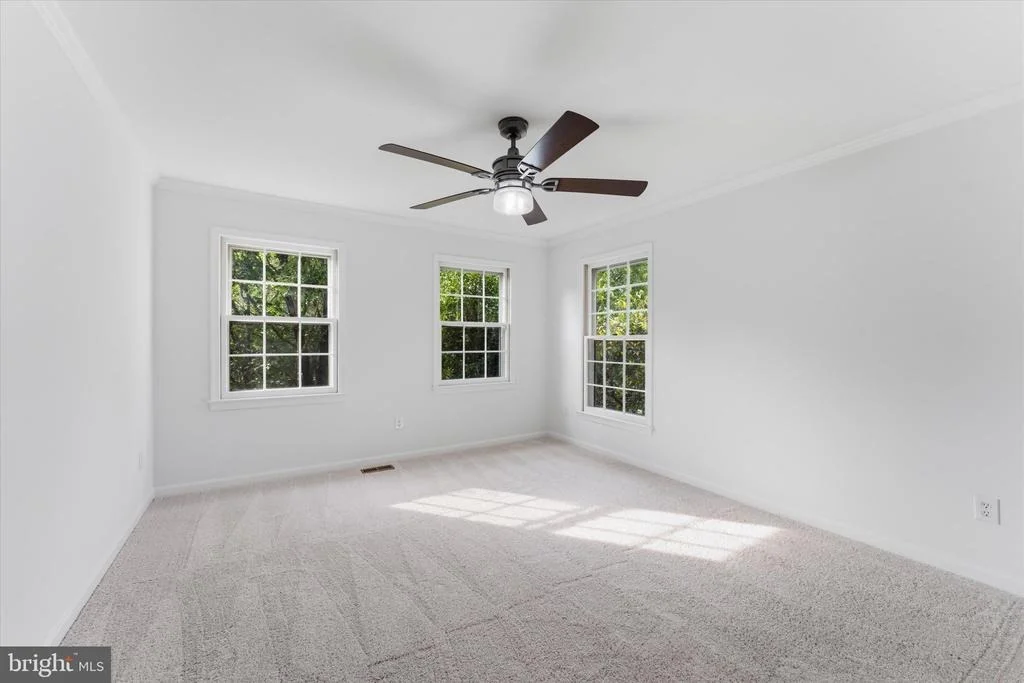 Photo of 15251 EAGLE TAVERN WAY
