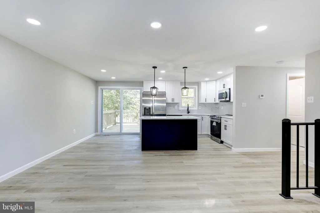 Photo of 1377 ROLLINGHOUSE DRIVE