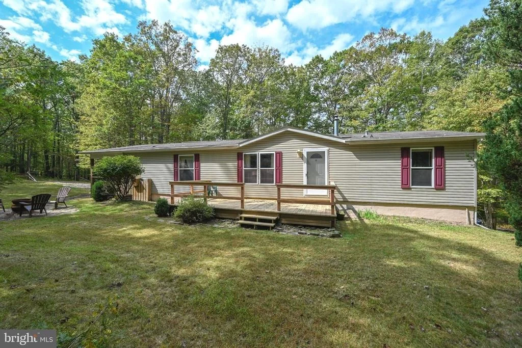 Photo of 332 HIGH POINT DRIVE