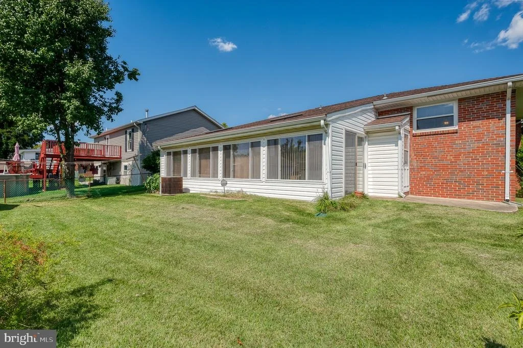 Photo of 7345 MANCHESTER ROAD
