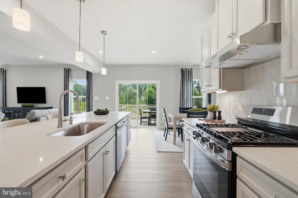 Photo of 7319 DOLOMITE ROAD