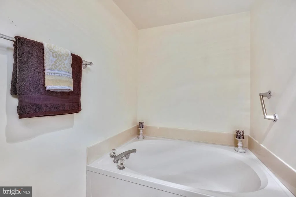 Photo of Unit 215 at 14809 PENNFIELD CIRCLE
