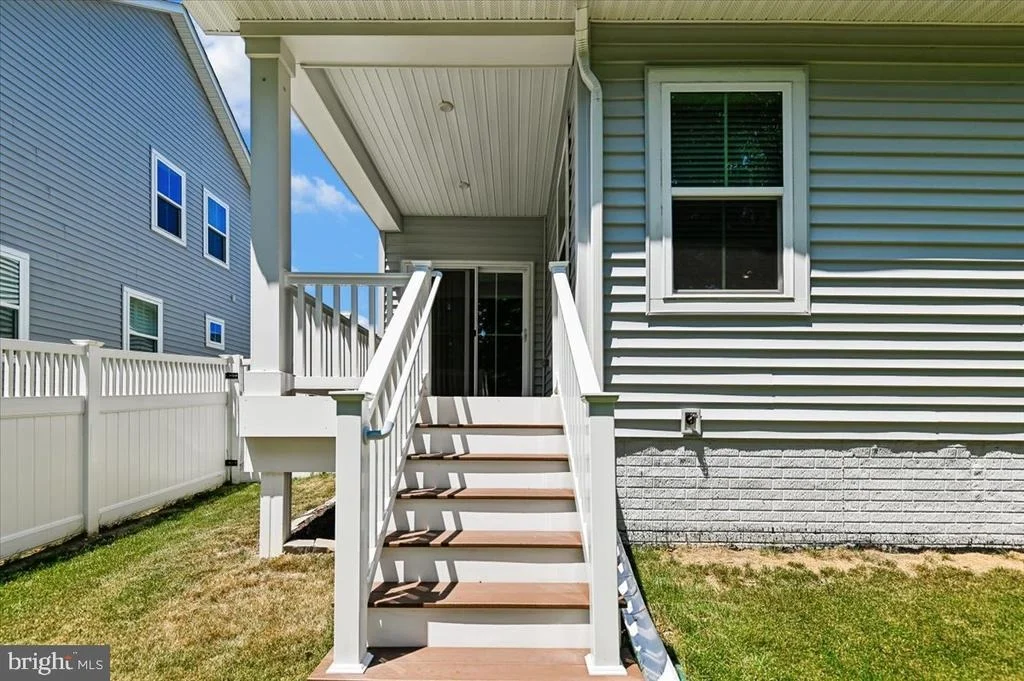 Photo of 2152 NOTTOWAY DRIVE