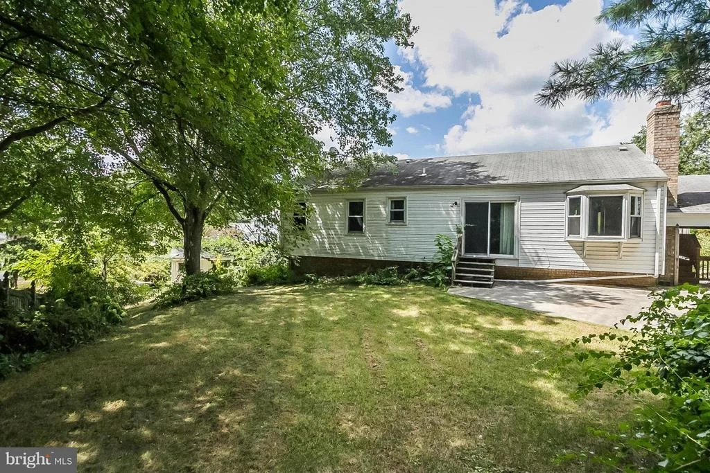 Photo of 19601 ISLANDER STREET