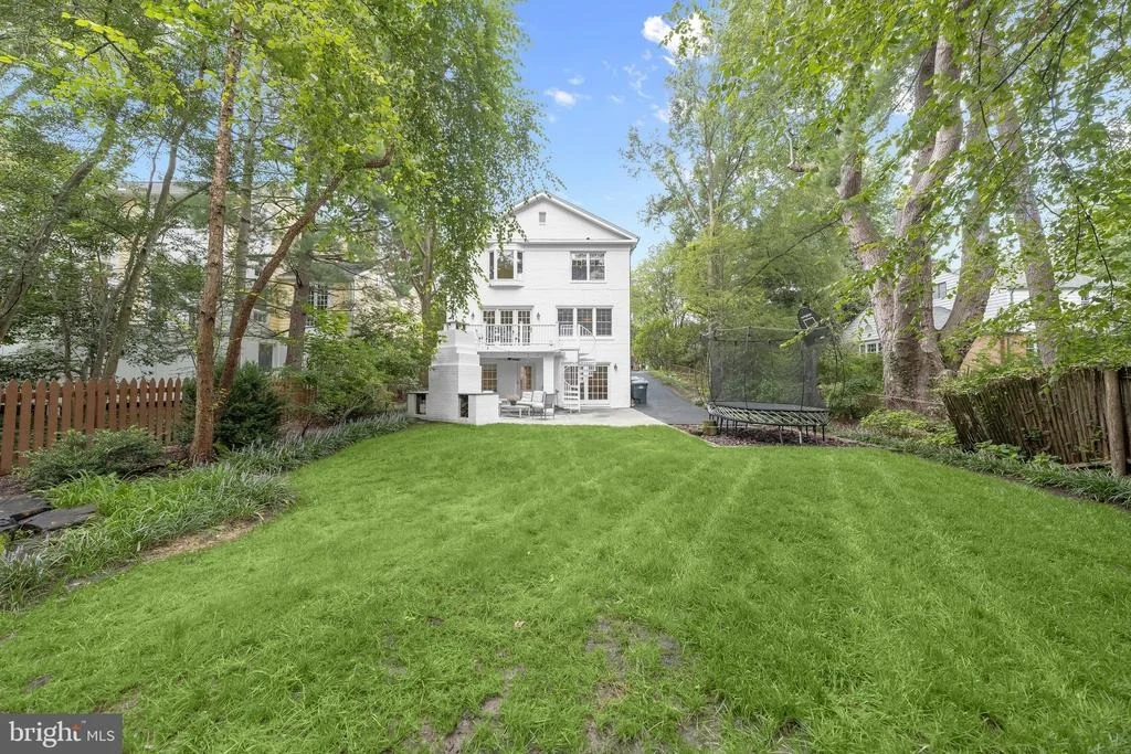 Photo of 4723 UPTON STREET NW