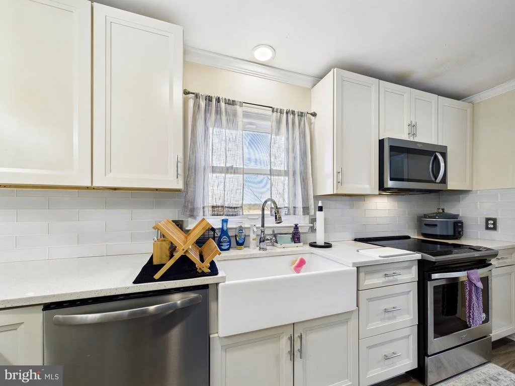 Photo of 28964 WALLER ROAD