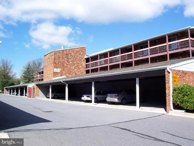 Photo of Unit 171E at 3511 FOREST EDGE DRIVE