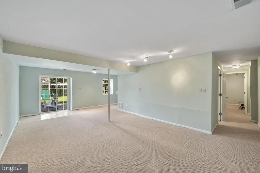 Photo of 14404 BASINGSTOKE LANE