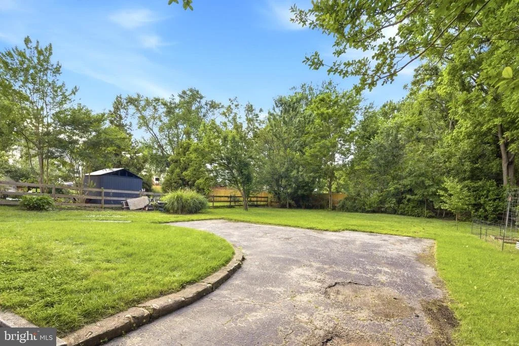 Photo of 1308 ELM ROAD