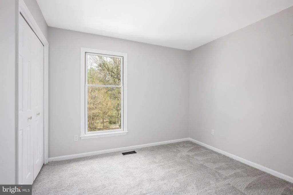 Photo of 525 UPTON ROAD