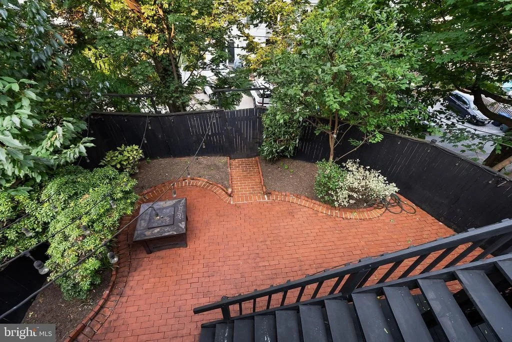 Photo of 2201 OBSERVATORY PLACE NW
