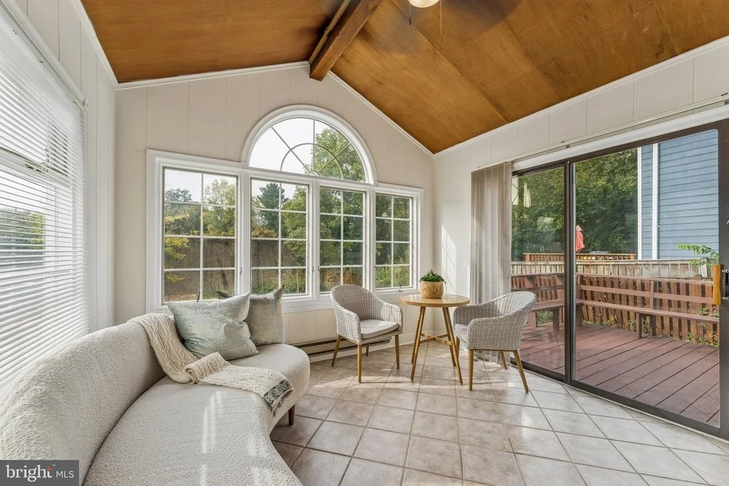 Photo of 812 FOREST GLEN ROAD