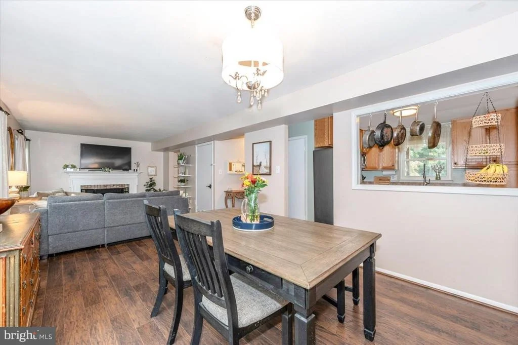 Photo of 8413 MOUNTAIN LAUREL LANE