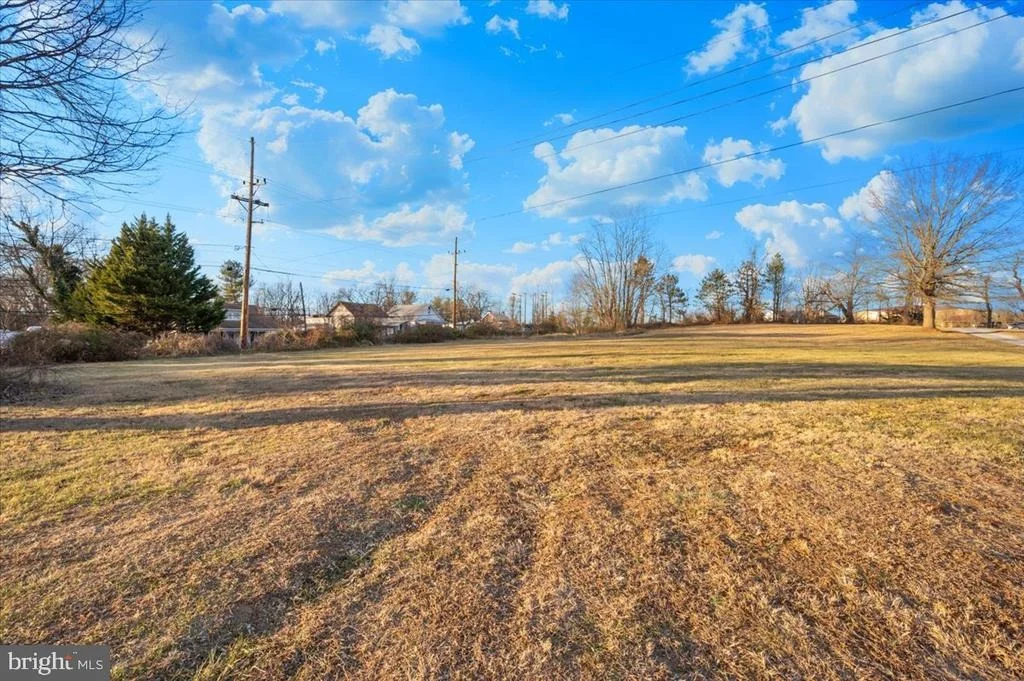 Photo of 11012 ARNOLD LANE