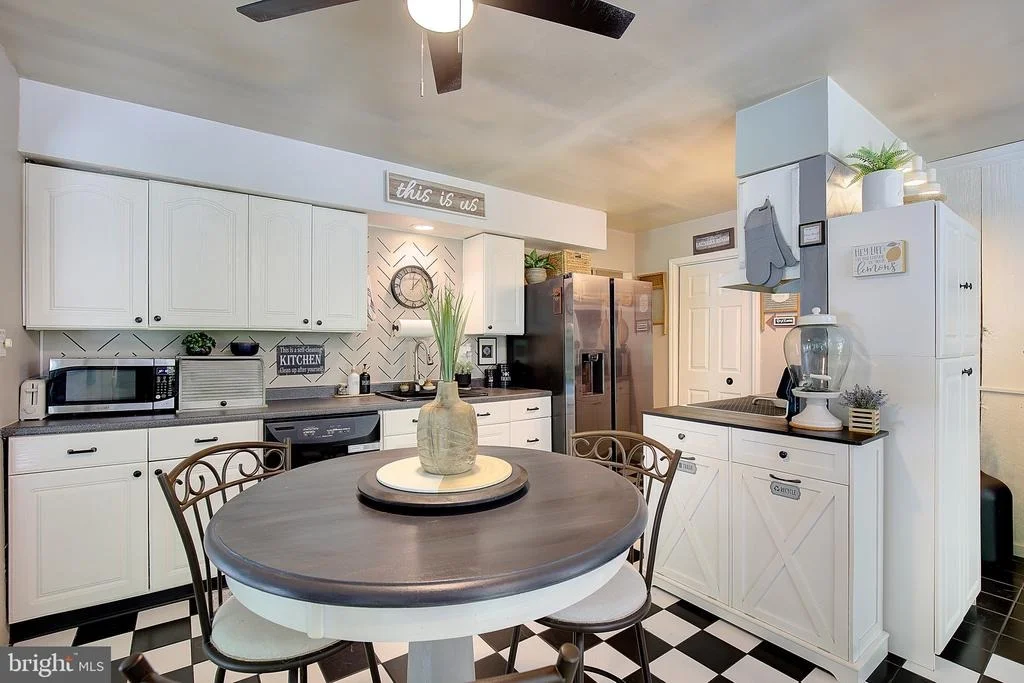 Photo of 1169 LATROBE DRIVE