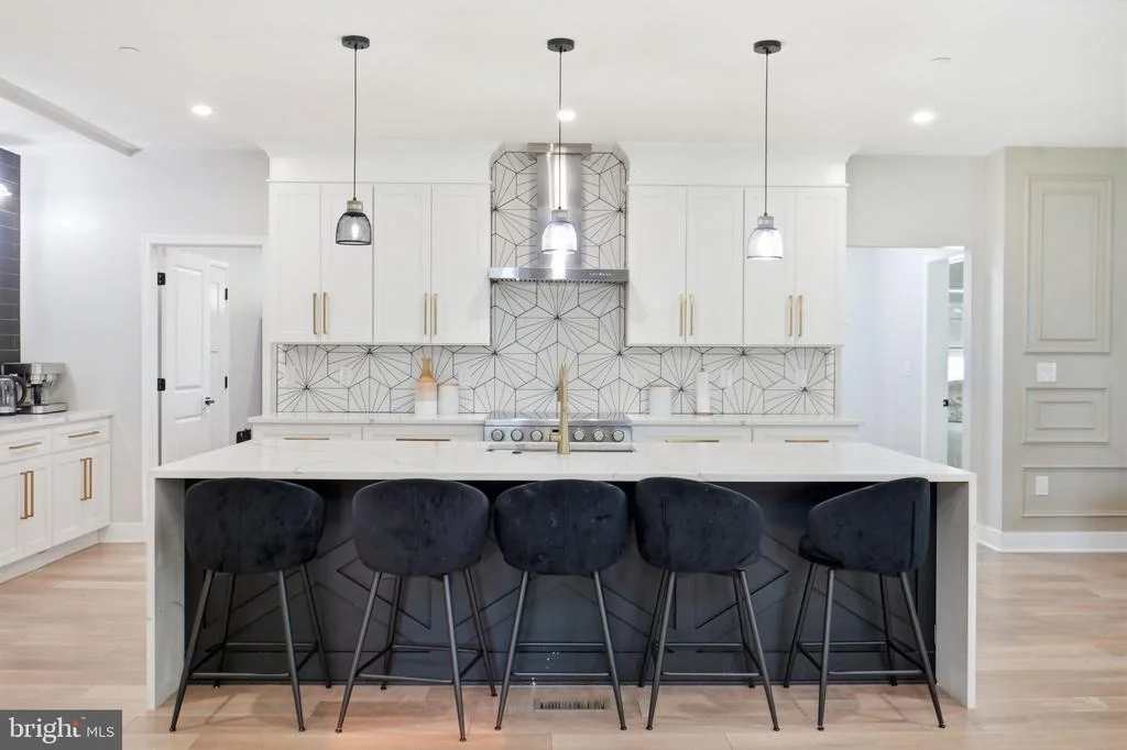 Photo of 13231 MOCKINGBIRD LANE