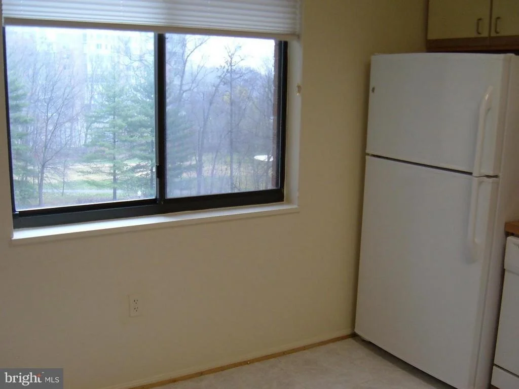 Photo of Unit 3526 at 15115 INTERLACHEN DRIVE