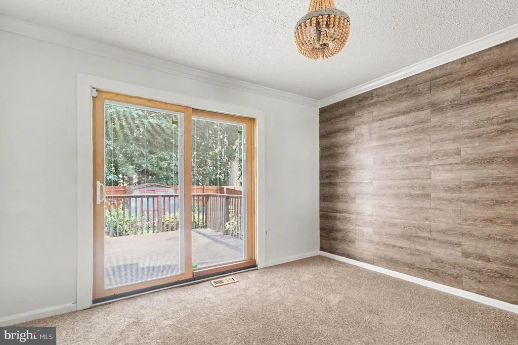 Photo of 737 FOX CHASE CIRCLE