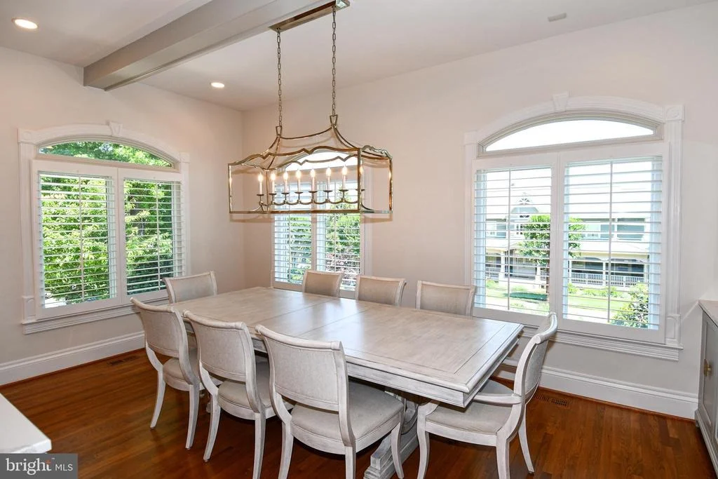 Photo of 7808 SOUTHDOWN ROAD