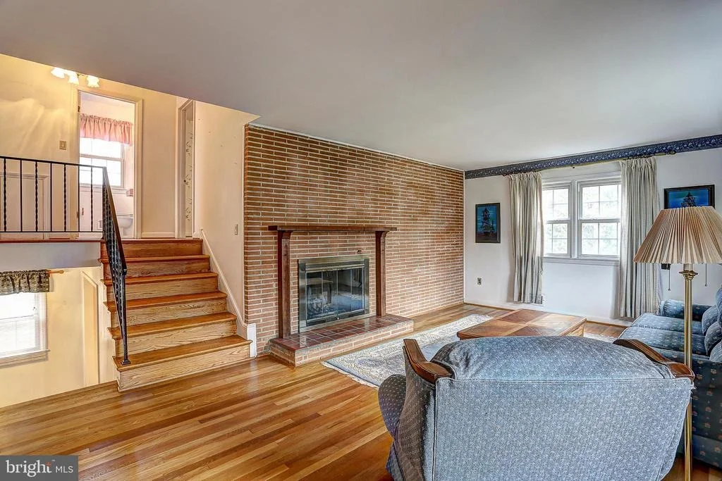 Photo of 6105 WINDHAM ROAD