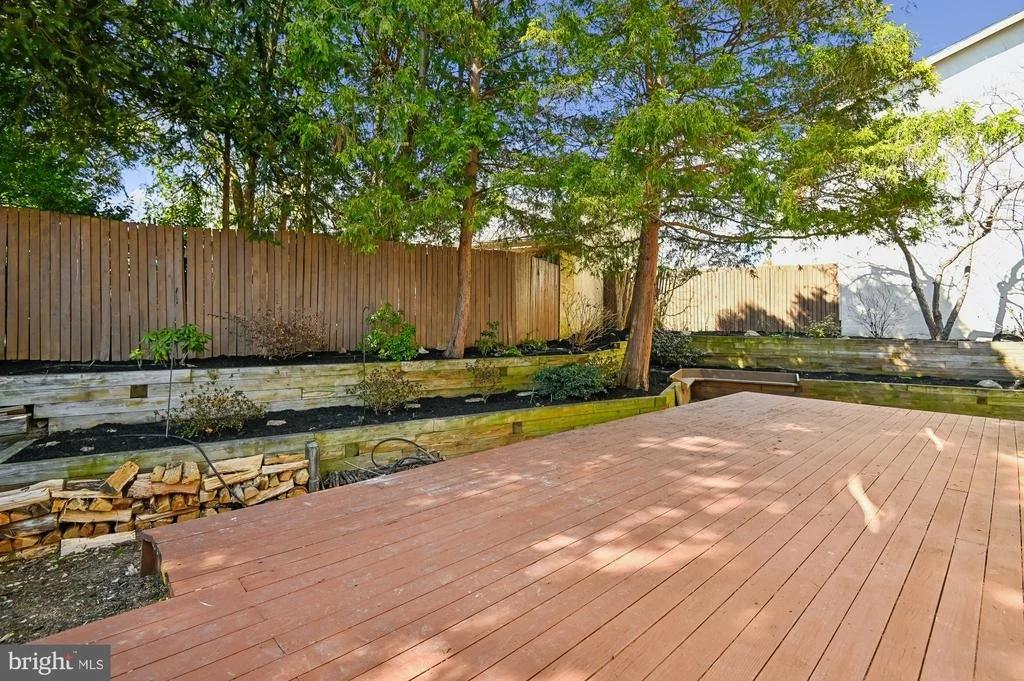 Photo of 5106 THUNDER HILL ROAD