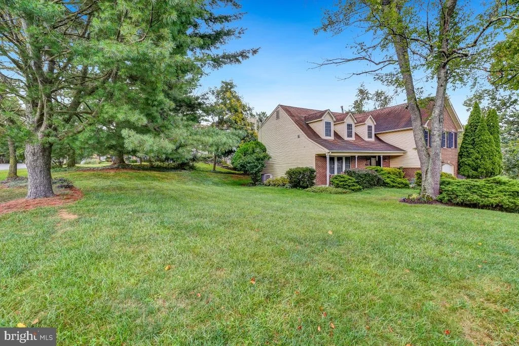 Photo of 13505 MONTVALE DRIVE