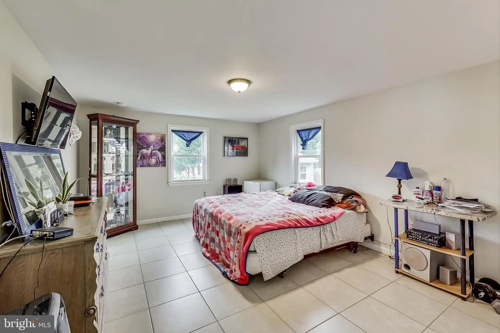 Photo of 13304 DAUPHINE STREET