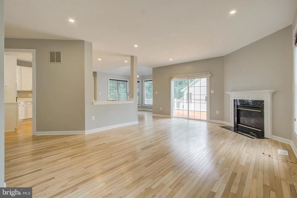 Photo of 301 NOVA COURT