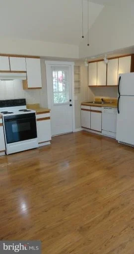 Photo of 1517 PINE ROAD